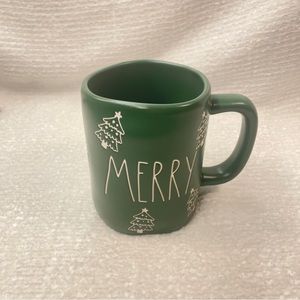 Rae Dunn Green Merry Christmas Tree coffee mug cup seasonal Xmas hot cocoa mug